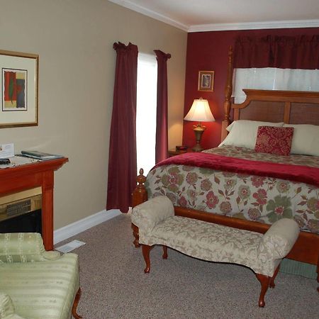 Accommodations Niagara Bed & Breakfast Ngoại thất bức ảnh