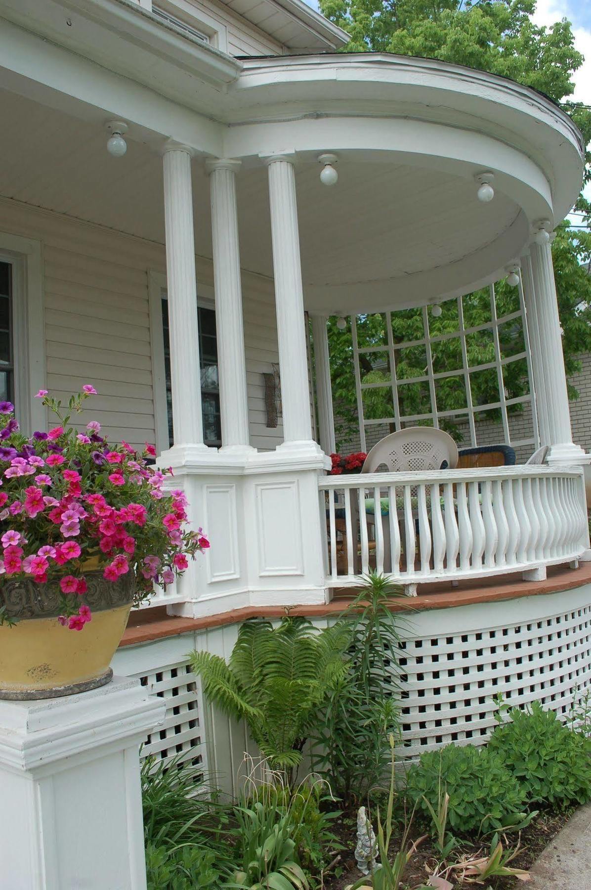 Accommodations Niagara Bed & Breakfast Ngoại thất bức ảnh