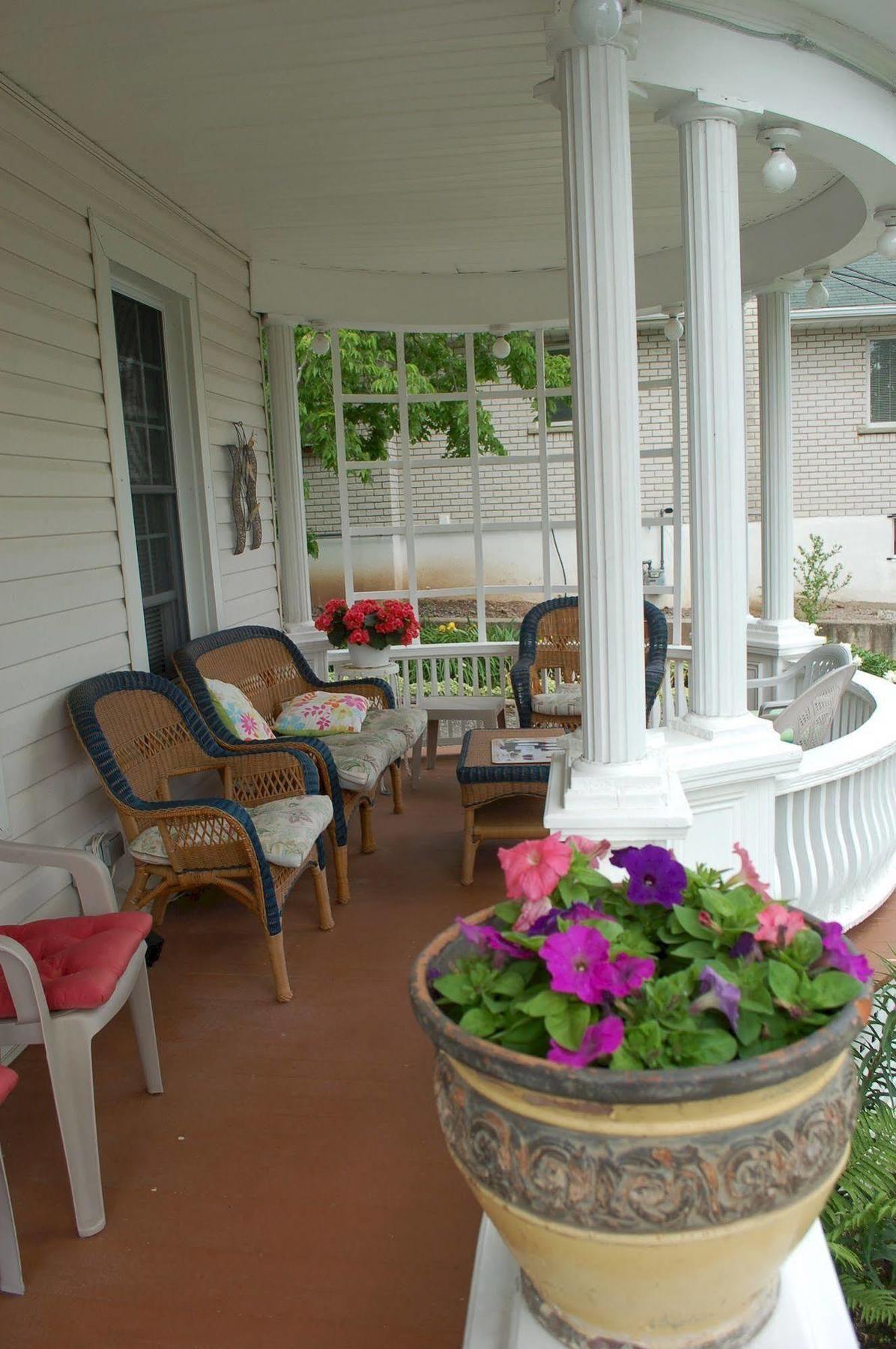 Accommodations Niagara Bed & Breakfast Ngoại thất bức ảnh